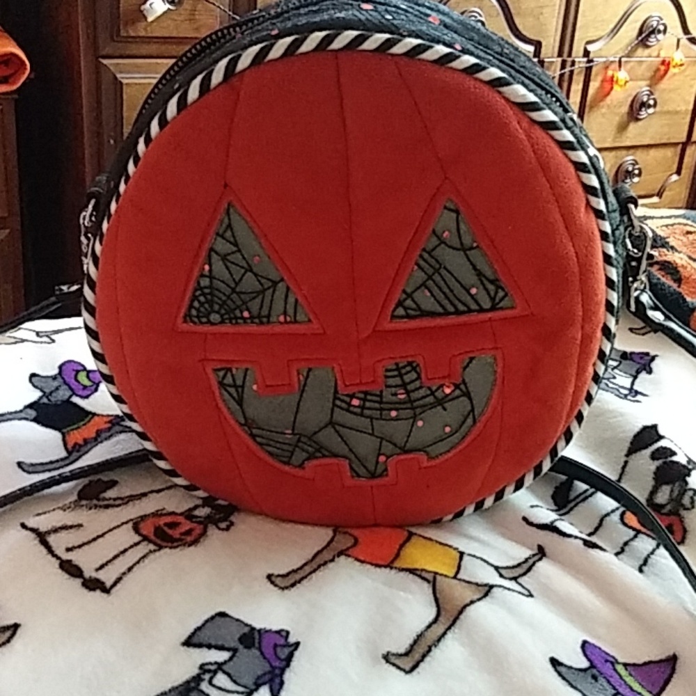 Mini pumpkin bag🎃glow in the dark (vintage)